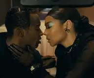 《青春野蛮》：一场疼痛又真实的成长礼，叛逆少女的青春万花筒